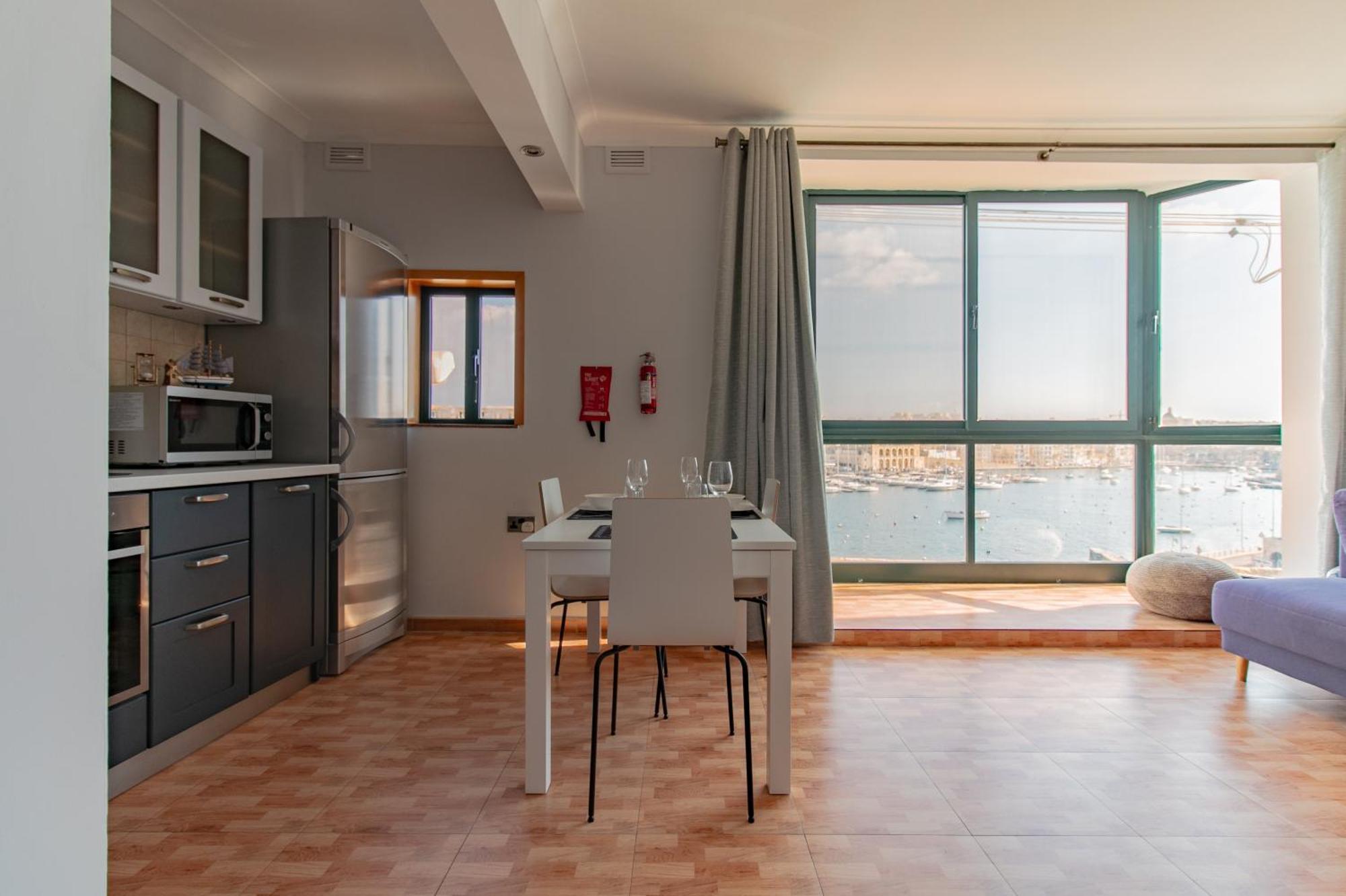 Апартаменты Grand Harbour View Биргу Экстерьер фото